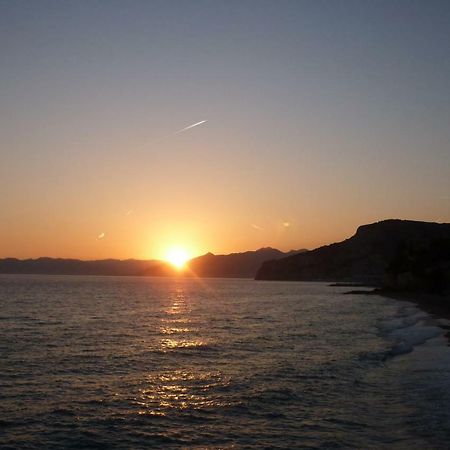 Finalmarina Apartment Finale Ligure Luaran gambar
